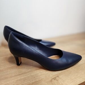 Clarks Blue Elegant Kitten Heel Pumps